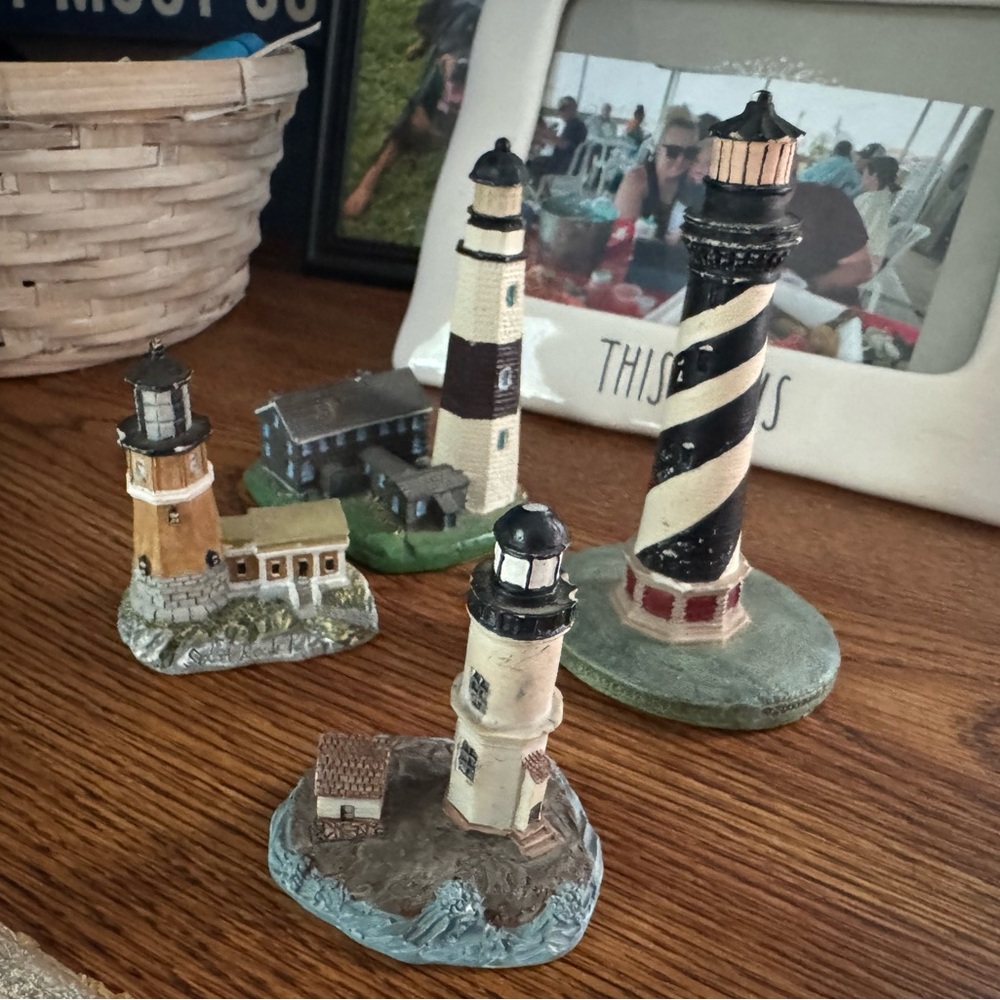 Nautical Lighthouse Figurine Set - Black, White, Tan